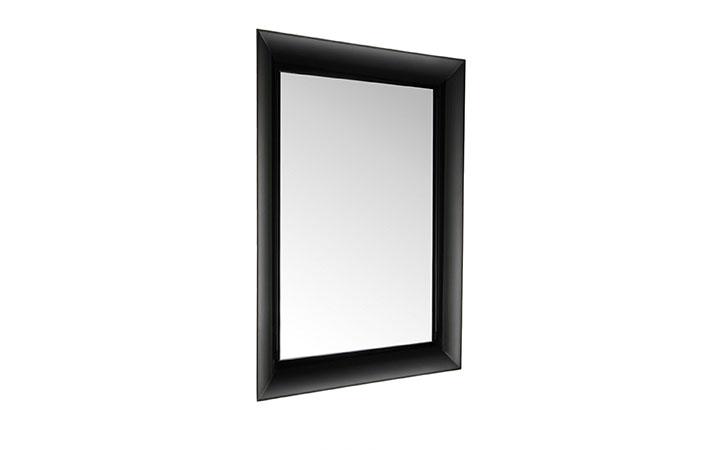 François Ghost Wall Mirror by Kartell Furniture Accessories François Ghost Wall Mirror by Kartell Furniture Accessories